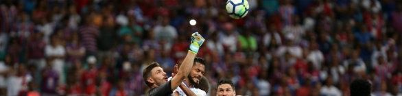 Suspenso pelo terceiro cartão amarelo, Tiago desfalca Bahia contra o Cruzeiro