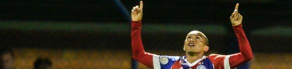 Cruzeiro tenta contratar Nino Paraíba, mas ouve não do Bahia