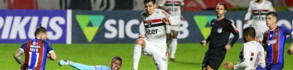 Luciano marca na estreia e evita derrota do São Paulo para o Bahia no Morumbi