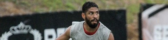 Titular pela 1ª vez desde o retorno, Wallace admite ainda não estar 100%: