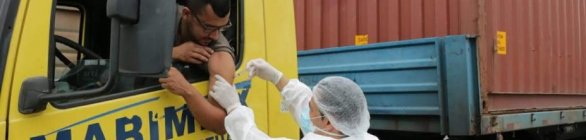 Caminhoneiros com carteira AE são incluídos na vacinação em Salvador