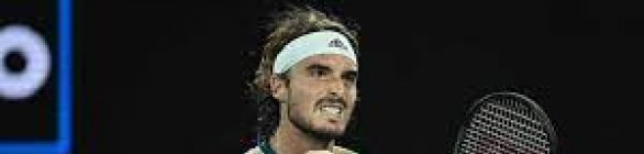 No Austrália Open 2022, tenista Tsitsipas vence Sinner e vai às semifinais