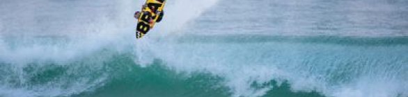 Brasil classifica 4 surfistas à próxima fase na etapa de Peniche