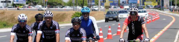 Pedala com a Gente leva cerca de mil ciclistas às ruas de Salvador