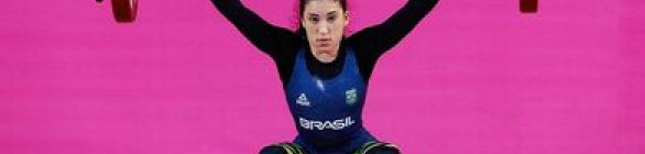 Nathasha Rosa sobe ao pódio no Pan-Americano de Levantamento de Peso