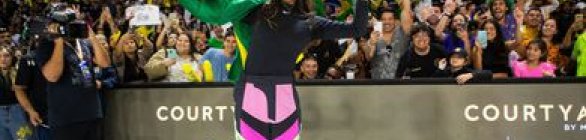 Campeã mais nova, brasileira é 1ª a ganhar todas as etapas do circuito