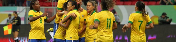 Vadão faz primeira convocação após retorno à Seleção feminina