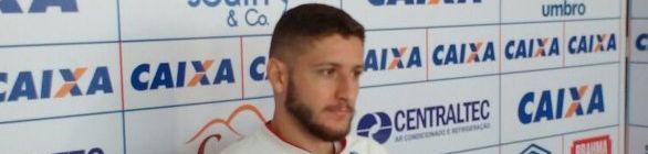 Zé Rafael minimiza vaias e defende Preto Casagrande: “Independe do treinador”