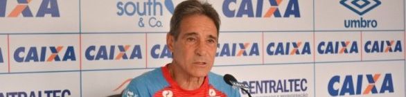 Carpegiani se diz satisfeito com empate e revela que Jean era 1º da lista de pên