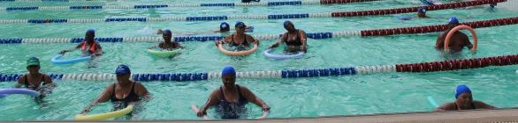 Programa Sudesb Natação em Rede atende mais de mil pessoas na piscina da Bonocô