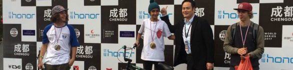 Brasileiro de 15 anos conquista etapa da Copa do Mundo de BMX Freestyle na China
