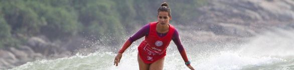 Com recorde maior que Schumacher, Chloé briga por título mundial em Taiwan