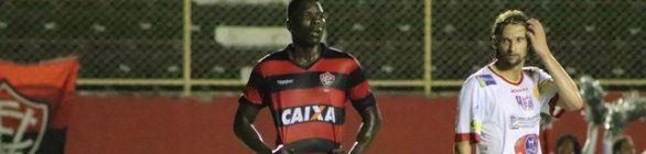 Vitória e Juazeirense empatam no Barradão; Rubro-Negro revive fantasma como mand