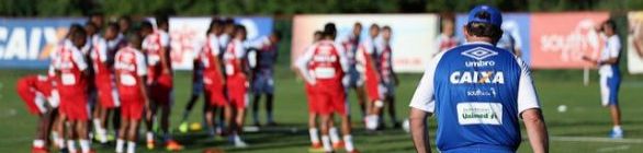 Com novidades e poupados, Bahia divulga relacionados para jogo contra o Flu