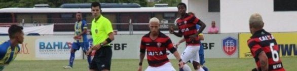 Com primeiro tempo arrasador, Vitória goleia Jequié e assume liderança do Baiano