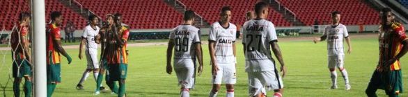 Sampaio volta jogar bem e vence Vitória pelas quartas de final da Copa Nordeste