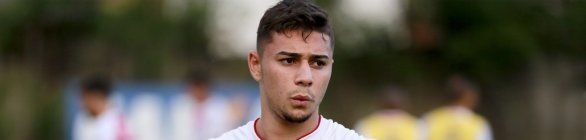João Pedro recebe proposta de clube do exterior e viaja para realizar exames
