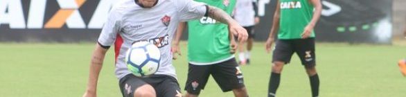 Com Erick e Ruan Renato, elenco do Vitória se reapresenta após 13 dias de folga