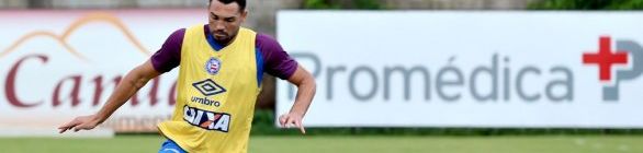 Com Bruno em campo, Enderson promove treino tático e observa opções