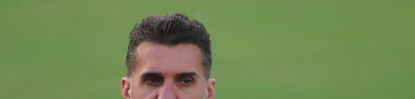 Sob pressão e com desafios pela frente, Mancini completa um ano de Vitória