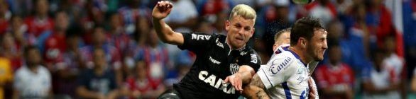 Com dois gols nos acréscimos, Bahia e Atlético-MG ficam no 2 a 2 na Arena Fonte 