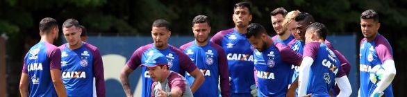 Grolli avalia empates em série invicta e elogia mudanças feitas por Enderson