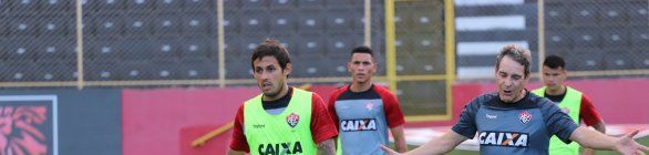 Vitória perde fôlego do início da “era Carpegiani e volta à zona de rebaixamento