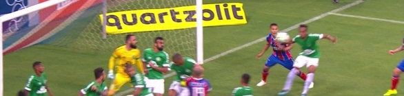 Com gol de Élber, Bahia vence a Chape, se afasta seis pontos do Z-4 e respira