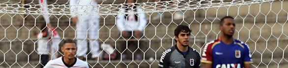 Carpegiani diz que Vitória produziu pouco e fez 25 minutos de bom futebol