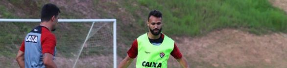Chamusca explica situação de Maurício Cordeiro e promete contratações
