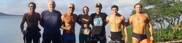 Projeto Nadando pelos Cartões Postais esteve em Belém Novo no feriado da Sexta