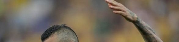 Daniel Alves tem três propostas e Europa como prioridade sobre Brasil ou China