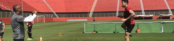 Com Baraka no Barradão, Vitória encerra semana de treinamento