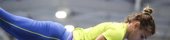 Jade cai durante treino no solo, anda com dificuldade e preocupa ginástica 