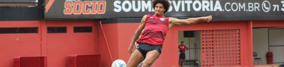 Com Vitória em maratona de jogos, Gedoz destaca força do elenco