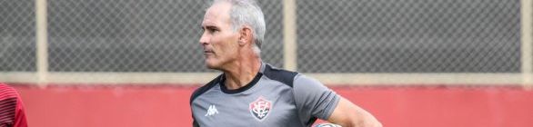 Vitória coloca invencibilidade da era Amadeu à prova contra o Coritiba