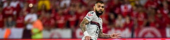 Flamengo se impõe, empata com Inter e está na semi da Libertadores após 35 anos