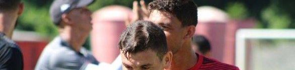 Com lesão na coxa, Ruy não deve voltar a jogar mais pelo Vitória em 2019