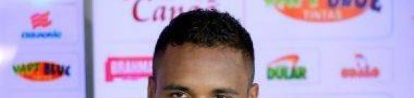 Élber diz que grupo se cobra e está incomodado com má fase do Bahia