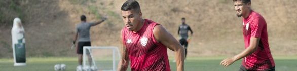 Thiago Carleto comemora renovação com o Vitória: “Nosso casamento não acabou”