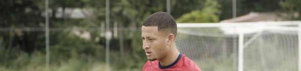 Ex-Paraná, atacante Rodrigo Carioca, de 20 anos, é o novo reforço do Vitória