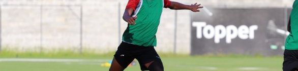 Eron espera recuperar espaço, voltar ao profissional e ser “homem-gol”do Vitória