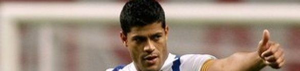 Com gol de Hulk, Porto vence o ex-líder Braga e segue na ponta
