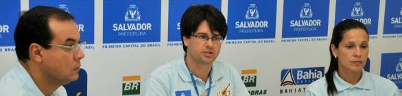 Bellintani destaca pontualidade dos desfiles no segundo dia de festa