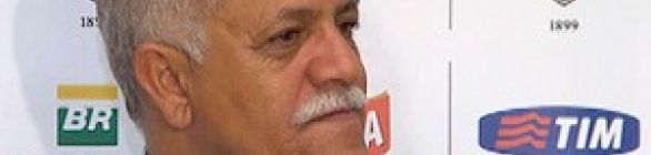 Diretor descarta mudanças, e pede novo voto de confiança ao torcedor
