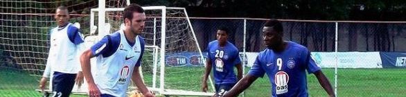 Bahia pode ter nova mudança tática para enfrentar o Fluminense sábado