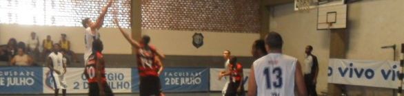BASQUETE MASCULINO - Vitória/f2j vence mais uma e mantém liderança no campeonato