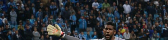 Aranha relata ofensas racistas de torcedores do Grêmio: 'Macaco'