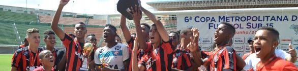 Vitória é campeão invicto da Copa Metropolitana de Futebol