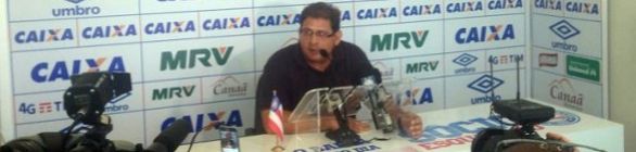 Ex-treinador da Chape, Guto classifica tragédia: “Pior momento da carreira”